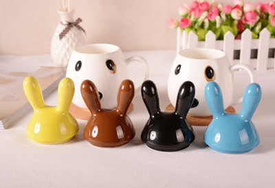 Manufacturers selling ten yuan wholesale stores selling fine ceramic cups are adorable dog Mug Cup