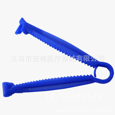 Disposable pig umbilical cord clip piglets umbilical cord to protect the umbilical cord exports of independent packaging
