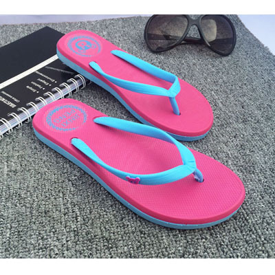 A new summer beach lover slip soft bottom color fashion slippers pinch flip flops