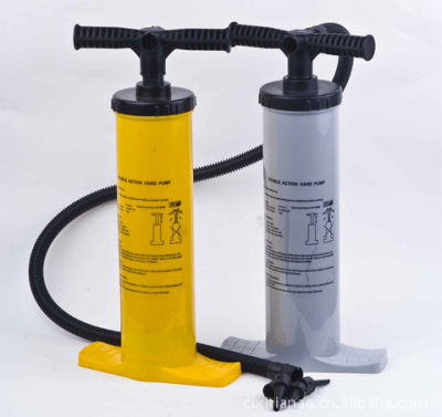 Bidirectional manual pneumatic pump