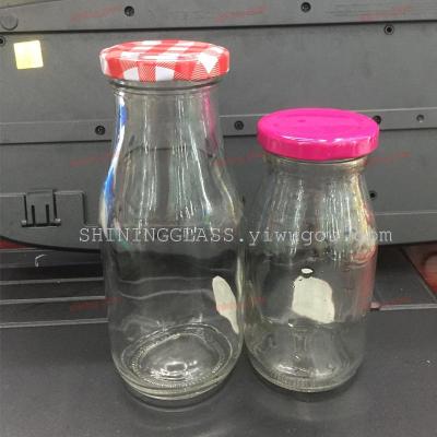 High quality glass jar  with lid and hole ,can put straw ,mason jar 