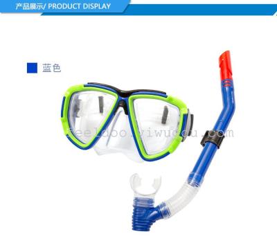 Two sets of diving kit manufacturers specializing in the production of hot style men and women diving two sets of 