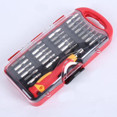 Multifunctional combined screwdriver universal handle capable of removing screw machine screw knife