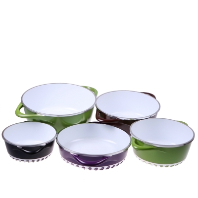 10 pieces of new ceramic set with whirlwind bottoms