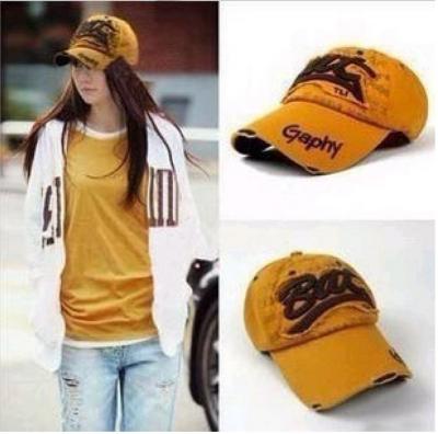 Korean version of the new spring and summer Bat Baseball Cap Hat Lady adult letters peaked cap hat