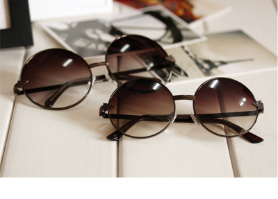 Metallic round sunglasses \"women fashion men retro round sunglasses fashion prince mirror