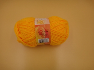 Foreign trade original single crystal star bamboo thread spring and summer thick hand knitting yarn.