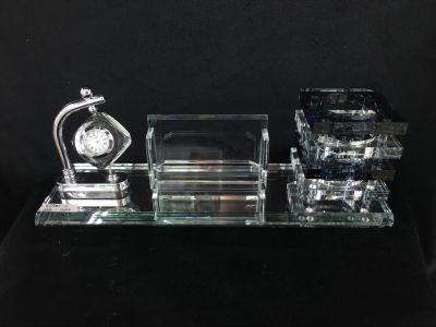 Crystal pen holder three pieces of business gift sets creative practical office gifts.