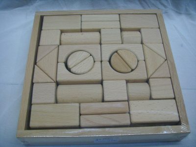 Wooden toys [32 pieces of building blocks]
