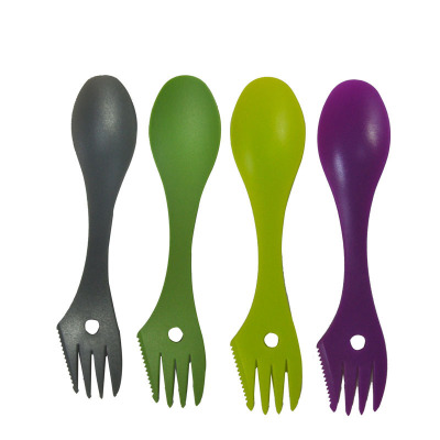 Manufacturers selling plastic spoon knife and fork three in one multifunctional outdoor western style tableware