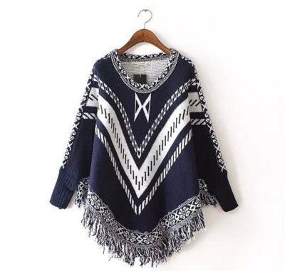 The new Europe and the Soviet romantic set head shawl bat sleeve T-shirt sweater knitted Cloak