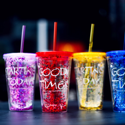 Insulated Tumblers Plastic Tumbler Cups Water Bottle Double Wall Tumblers Acrylic Insulated Tumbler Cups with Lid and Reusable Straw
