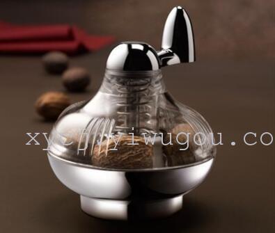 Nutmeg grinder rotary mill grinding machine manual spice grinding bottle