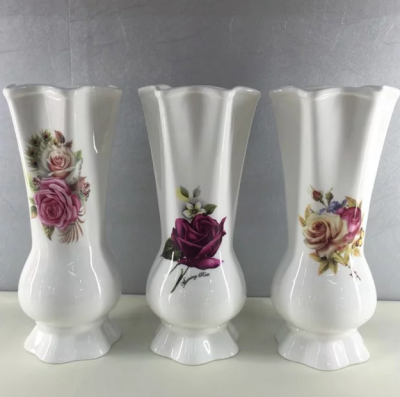 Factory direct creative fashion gift porcelain vase