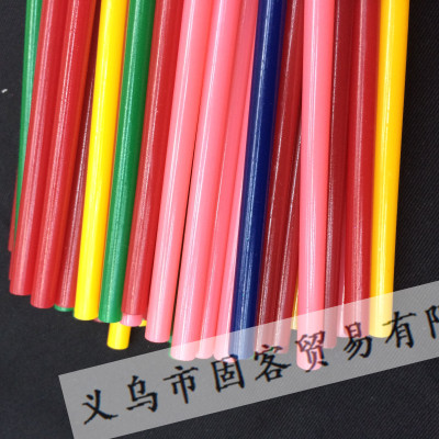 Color high quality hot melt glue stick is rich in color and color.