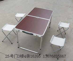 Manufacturer sells aluminium alloy folding table and chair