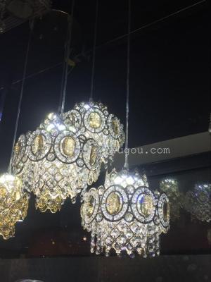 Manufacturer direct selling gold restaurant lamp three crystal pendant lamp luxury bedroom living room LED lamp