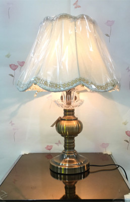 Simple Carved Crystal bronze lamp bedroom bedside luxury decorative lamp Home Furnishing bedroom lamp