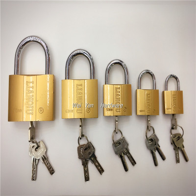 Direct manufacturers LIANQIU atom imitation copper iron padlock lock selling luggage lock