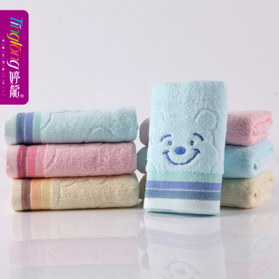 Yiwu Ting long knitted cotton towel towel towel lovely couple Winnie the Pooh cartoon advertising