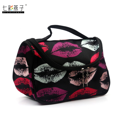 Dot cosmetic bag Korean version handbag beauty makeup shop gift cosmetic bag mingtai source factory