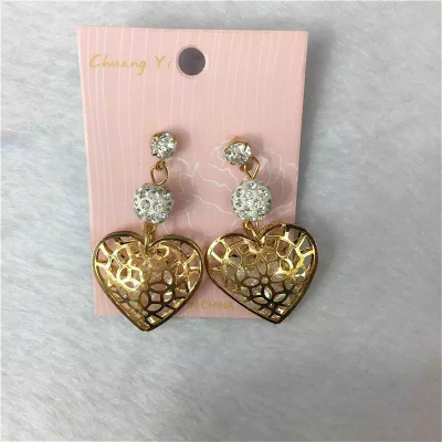 Cute fashion White Diamond Heart Earrings creative trend temperament woman