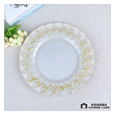 The glass is made up of plates, the Western dishes, the lace patterns and the fashionable dining tables can 