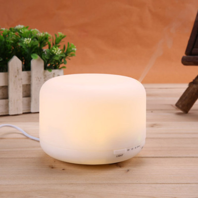 Humidifier aromatherapy humidifier, aroma machine, seven color light desktop creative.