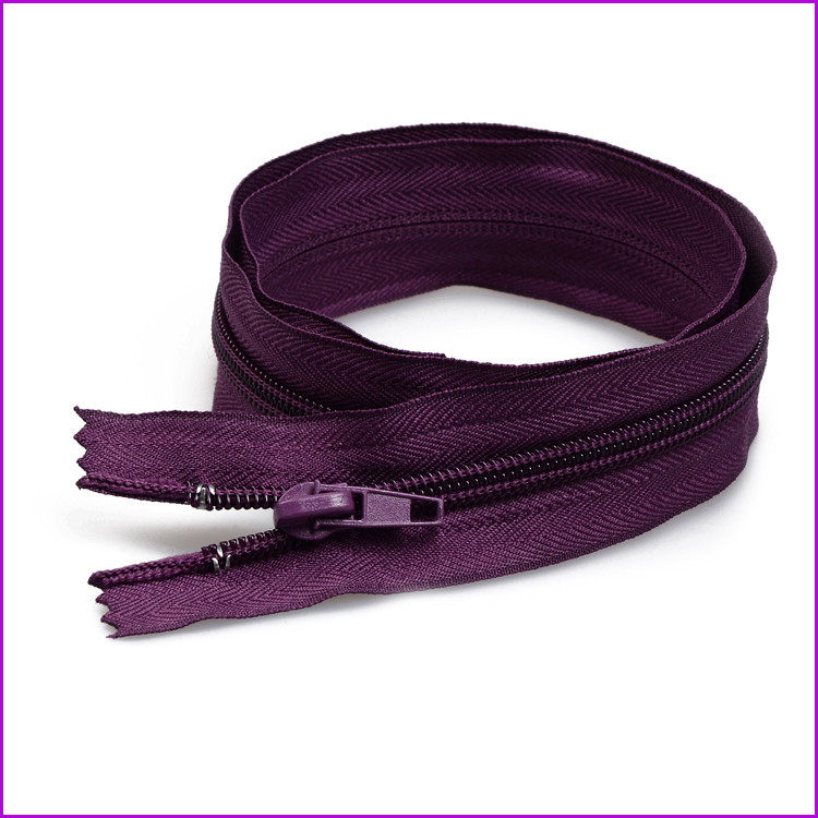 厂家直销 黑色短款拉链条样板 服装家纺辅料