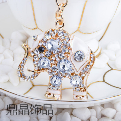 Manufacturers selling high-grade zinc alloy car key diamond drip hanging bag elephant can be customized accessories