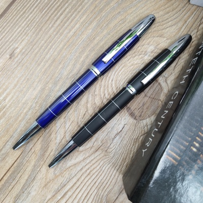 High quality office black ballpoint pen pen rotating metal ball pen pen