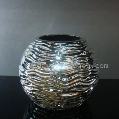 Electroplating floral arrangement of Small Ball Vase