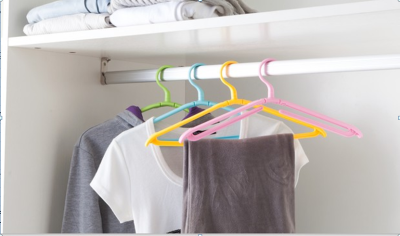 Japanese style folding clothes hanger Travel Portable non skid travel magic hanger color plastic folding clothes rack