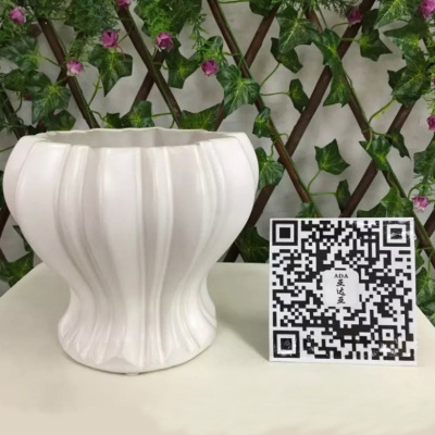 Factory direct creative fashion gifts white porcelain technology