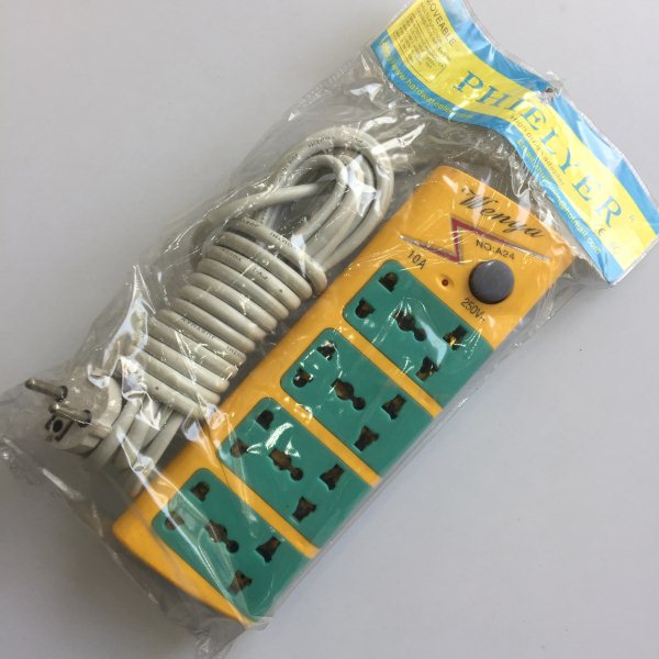 厂家直销 低价出售 批发 欧标 欧式插头带开关插排接线板插板