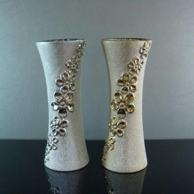 Electroplating fine ceramic vase