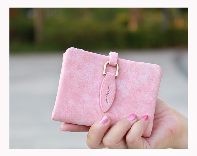 New women's short purses are frosted with sand and buckled candy in the color of multi-card purses
