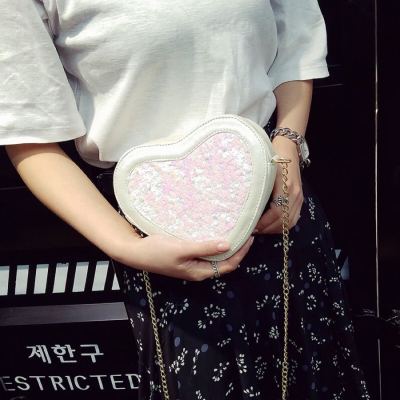 2017 Korean fashion chain heart casual mobile phone bag with single shoulder slanting female bag