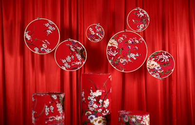 Chinese style han tang series props Chinese red embroidery cloth art flower theme wedding background decoration.