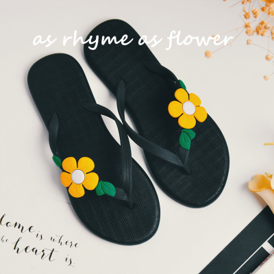 Summer new fashion ladies flowers cool slippers Korean version of the beach non - slip word slippers