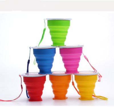 Outdoor portable folding cup food grade silicone cup green water cup 200ML polychrome.