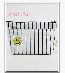 2017 new canvas clutch bag a generation of cartoon printing zero change package female Korean mobile phone bag custom
