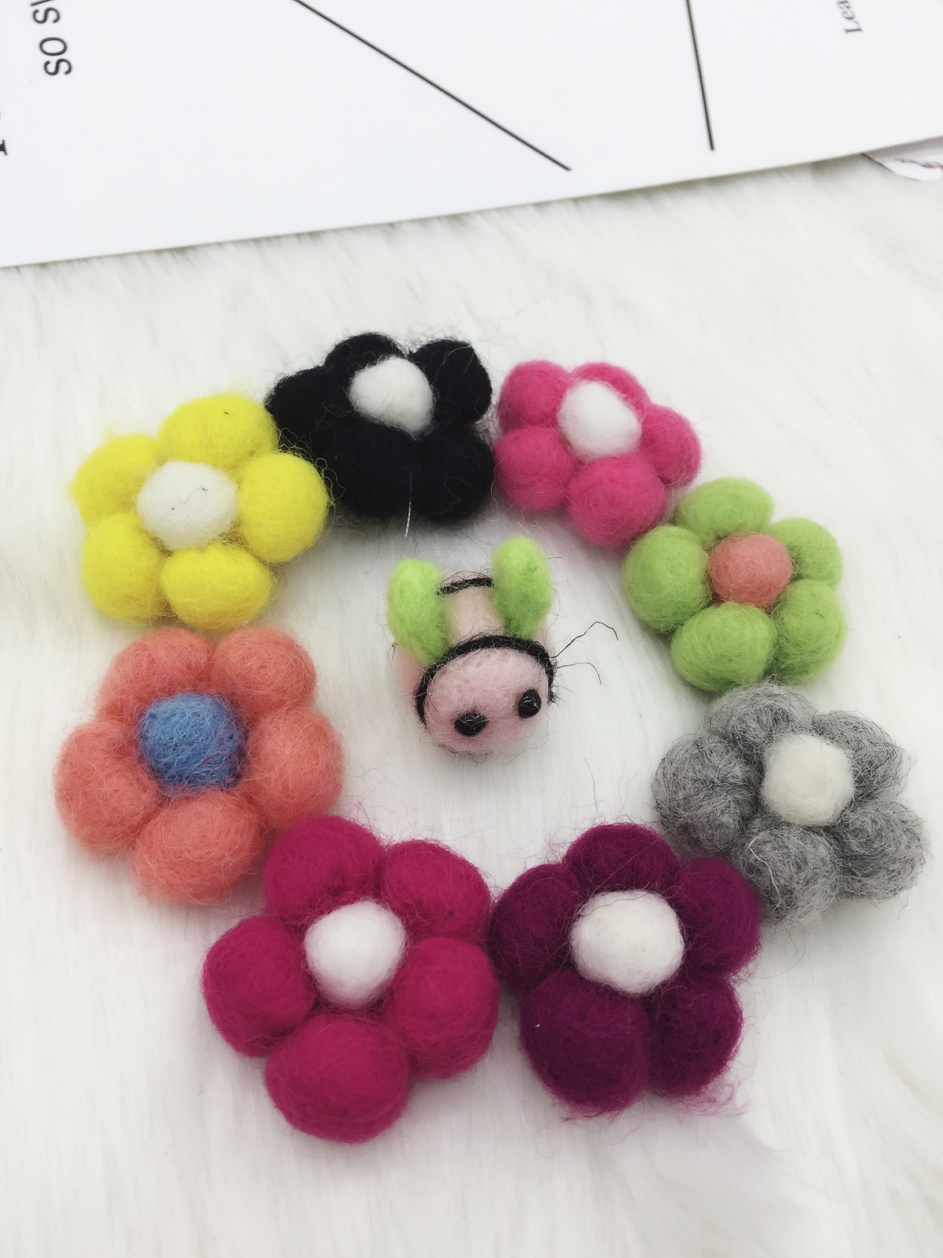 羊毛毡立体五瓣花