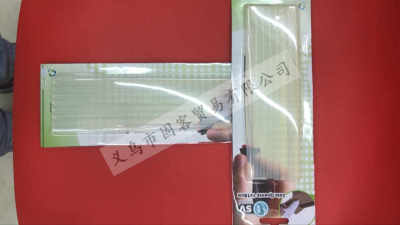 Transparent and powerful glue stick quality box 8 pieces.