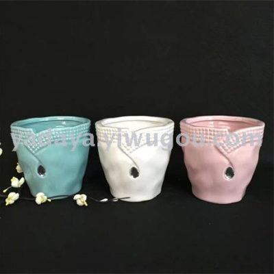 Simple pure color ceramic flower inserts household decoration lotus leaf edge diamond vase