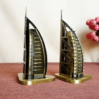 World Landmark Building Model Burj Al Arab Model Zinc Alloy Craft Decoration