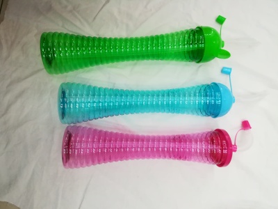 Plastic long bottle cartoon cup,
