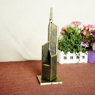 World Landmark Building Model HK Bank of China Building Model Zinc Alloy Craft Decoration