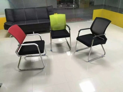 Simple and fashionable black and white frame chair office chair computer chair staff leisure chair student chair