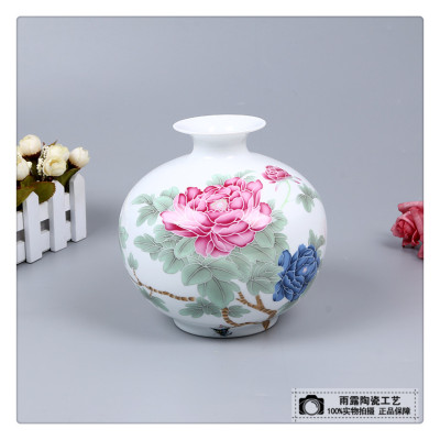 Contracted and easy pottery and porcelain vase handicraft puts a porch to put a piece